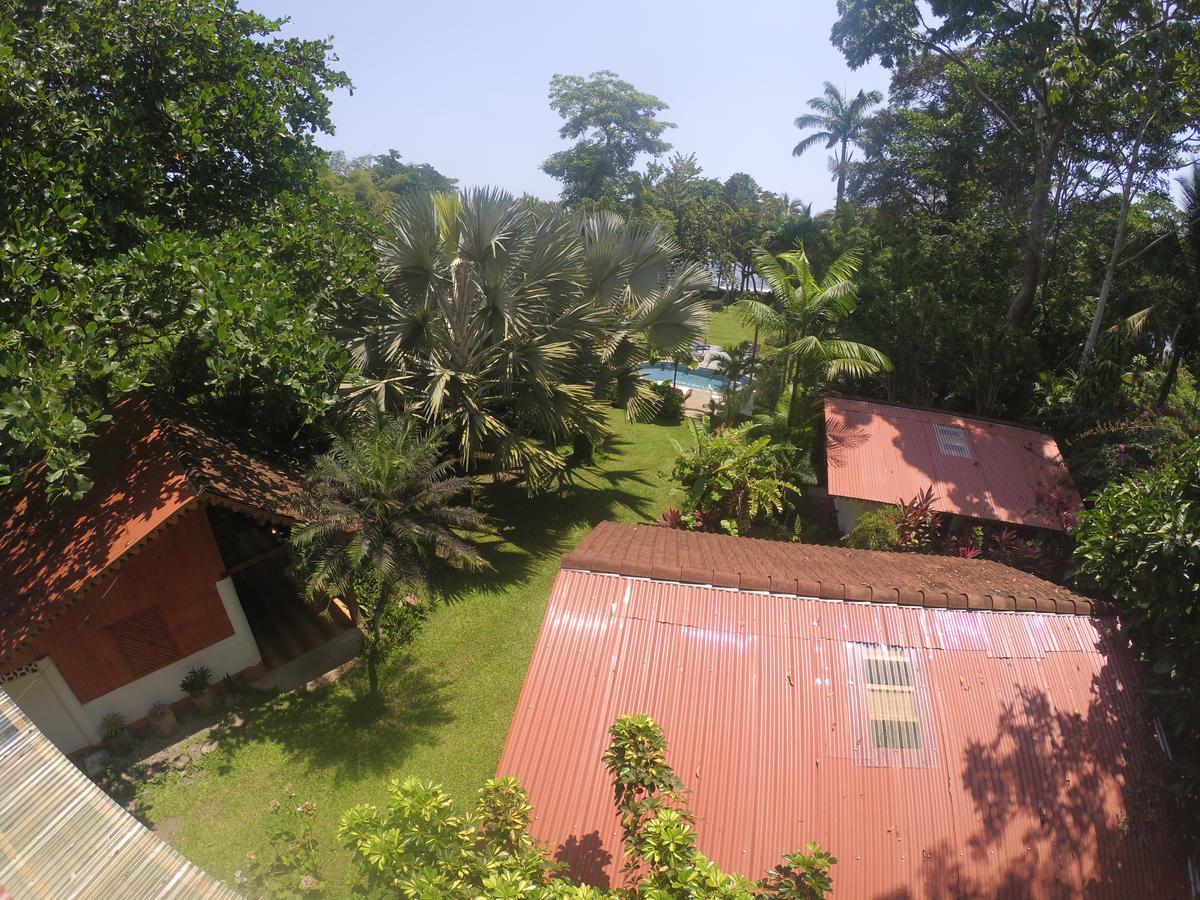 Chalet Y Cabinas Hibiscus Кахуита Екстериор снимка