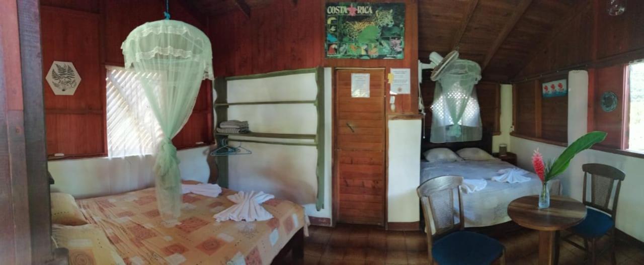 Chalet Y Cabinas Hibiscus Кахуита Екстериор снимка